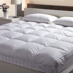 Microfiber Mattress Padding/Topper (White, 72" X 78" / 6 X 6.5 Feet)