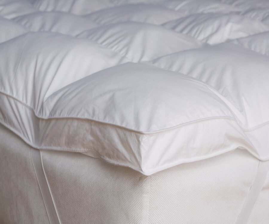 Microfiber Mattress Padding/Topper White (72" X 75" / 6 X 6.25 Feet) - Image 2