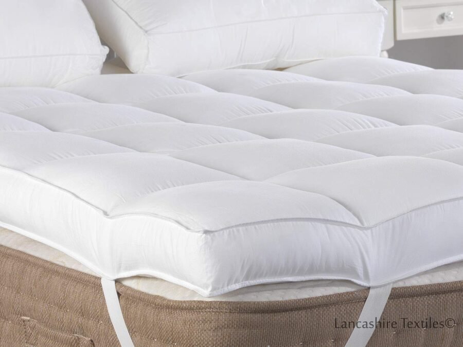 Microfiber Mattress Padding/Topper White (36" X 72" / 3 X 6 Feet) - Image 4