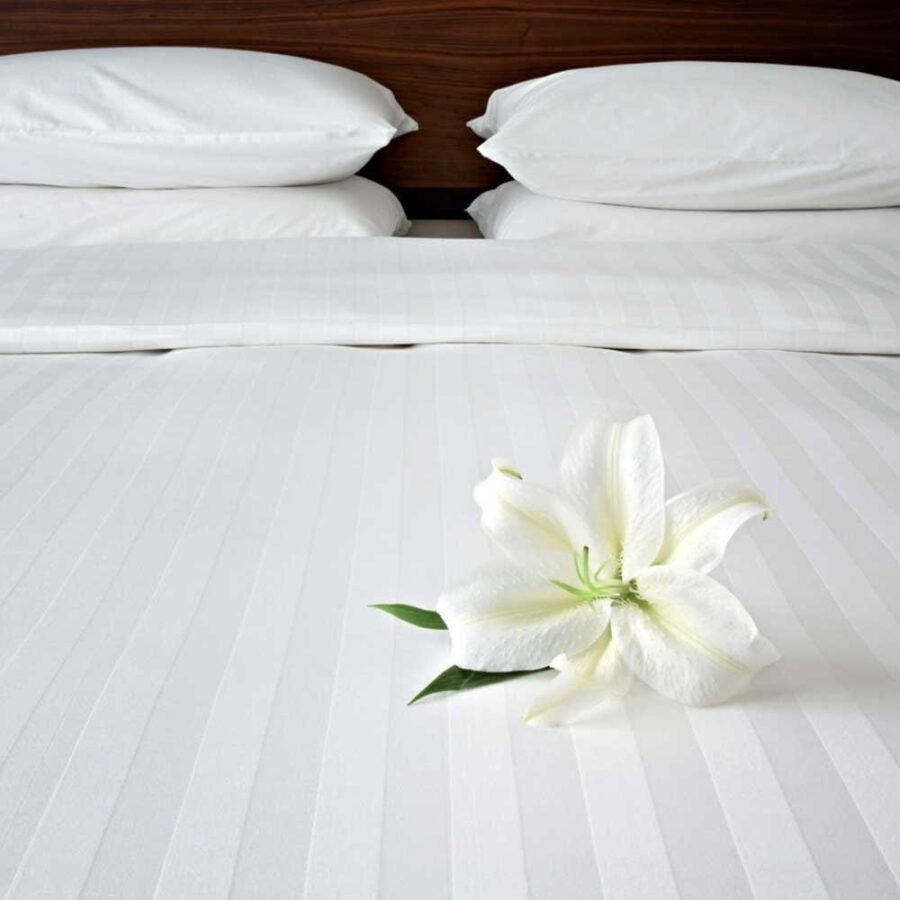 Satin Stripe 300 T.C Single Bed Duvet Cover (white) - Image 2
